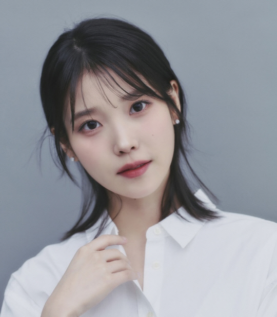 가수 아이유.<이담엔터테인먼트 제공, 연합뉴스>